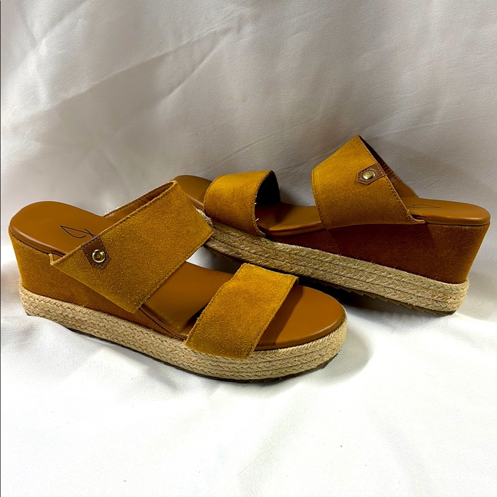 Joie Women's Tan Wedge Sandals